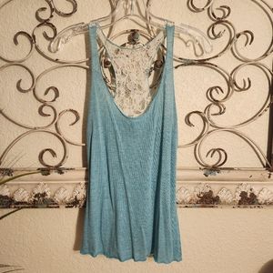 🦄 Kirra Tank top with lace